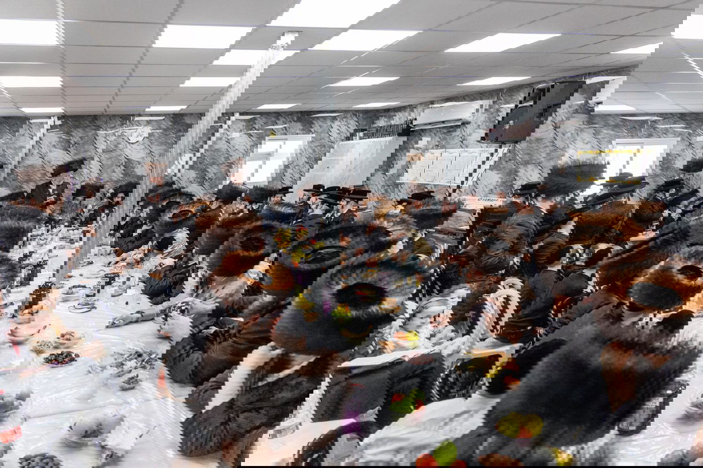 הגה"צ ראש ישיבת סאטמאר בחנוכת בית המדרש בבי"ש