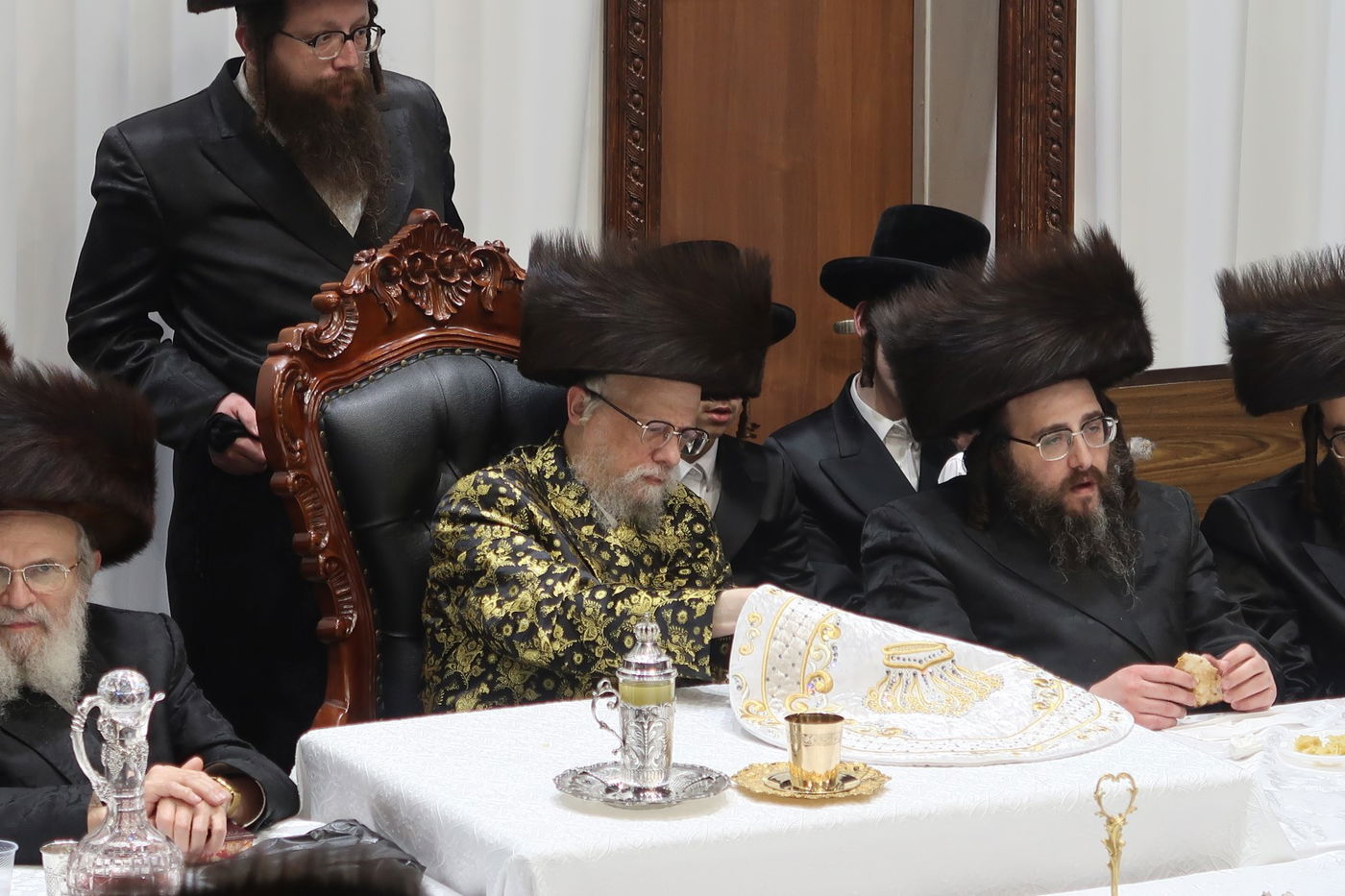 חג הפסח בחצה"ק סערט ויז'ניץ