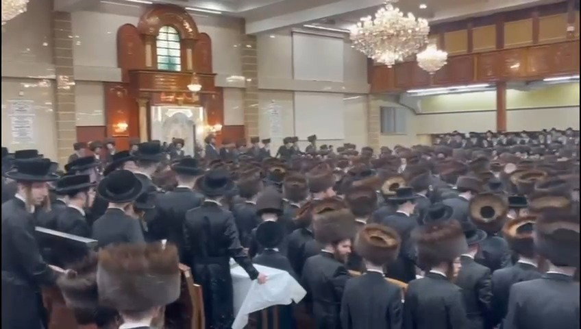 נעילת החג בסאטמאר 