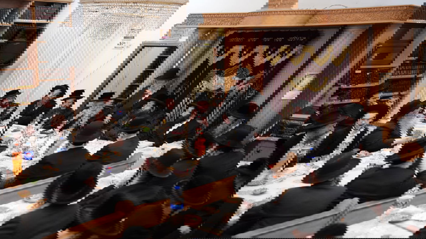 האדמו"ר מזימגראד בטיש הילולא