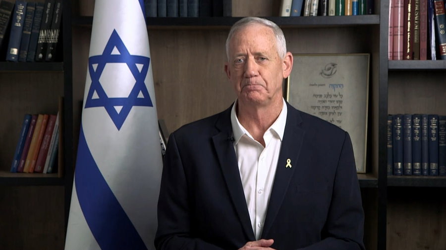 דבריו של גנץ, הערב