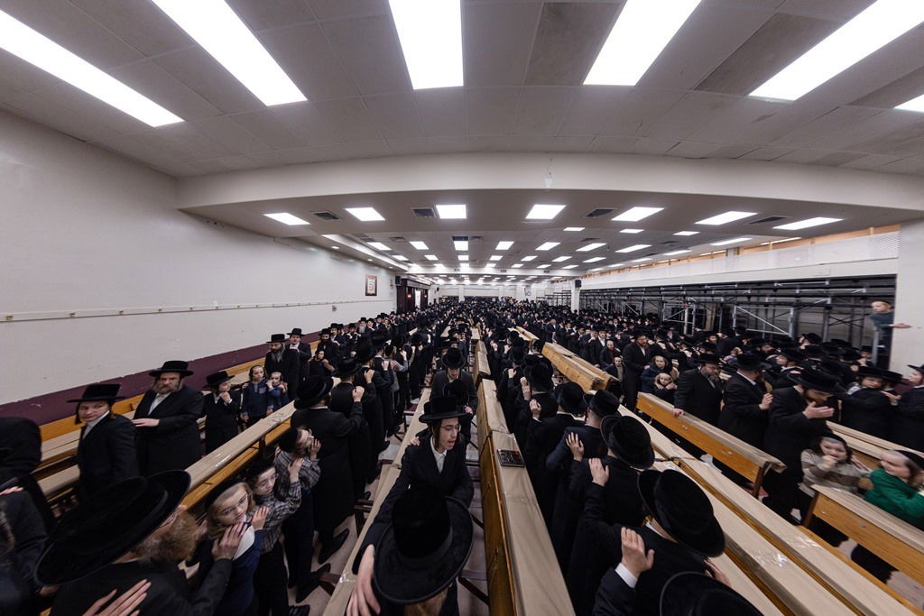 פסח בחצה"ק באבוב 45