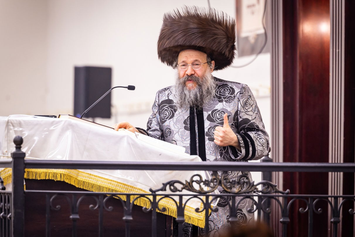 פסח בחצה"ק באבוב 45