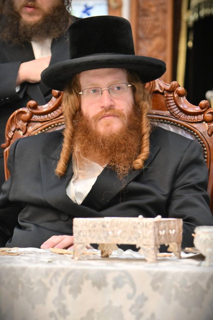 טיש הילולא בקאליב