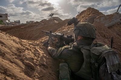 צה"ל: לוחמים ממשיכים לפעול במרכז עזה; חוסלו מחבלים והותקפו מטרות של חמאס