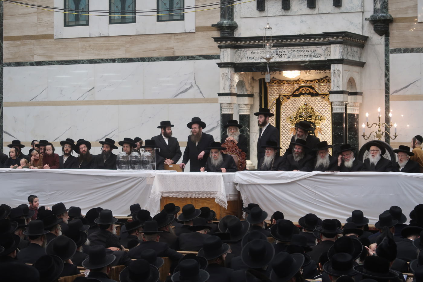 פסח תשפ"ד בחצר חסידות סאטמר