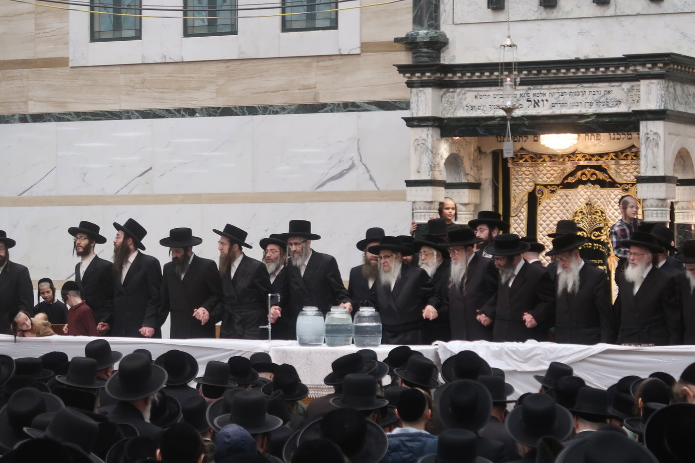 פסח תשפ"ד בחצר חסידות סאטמר