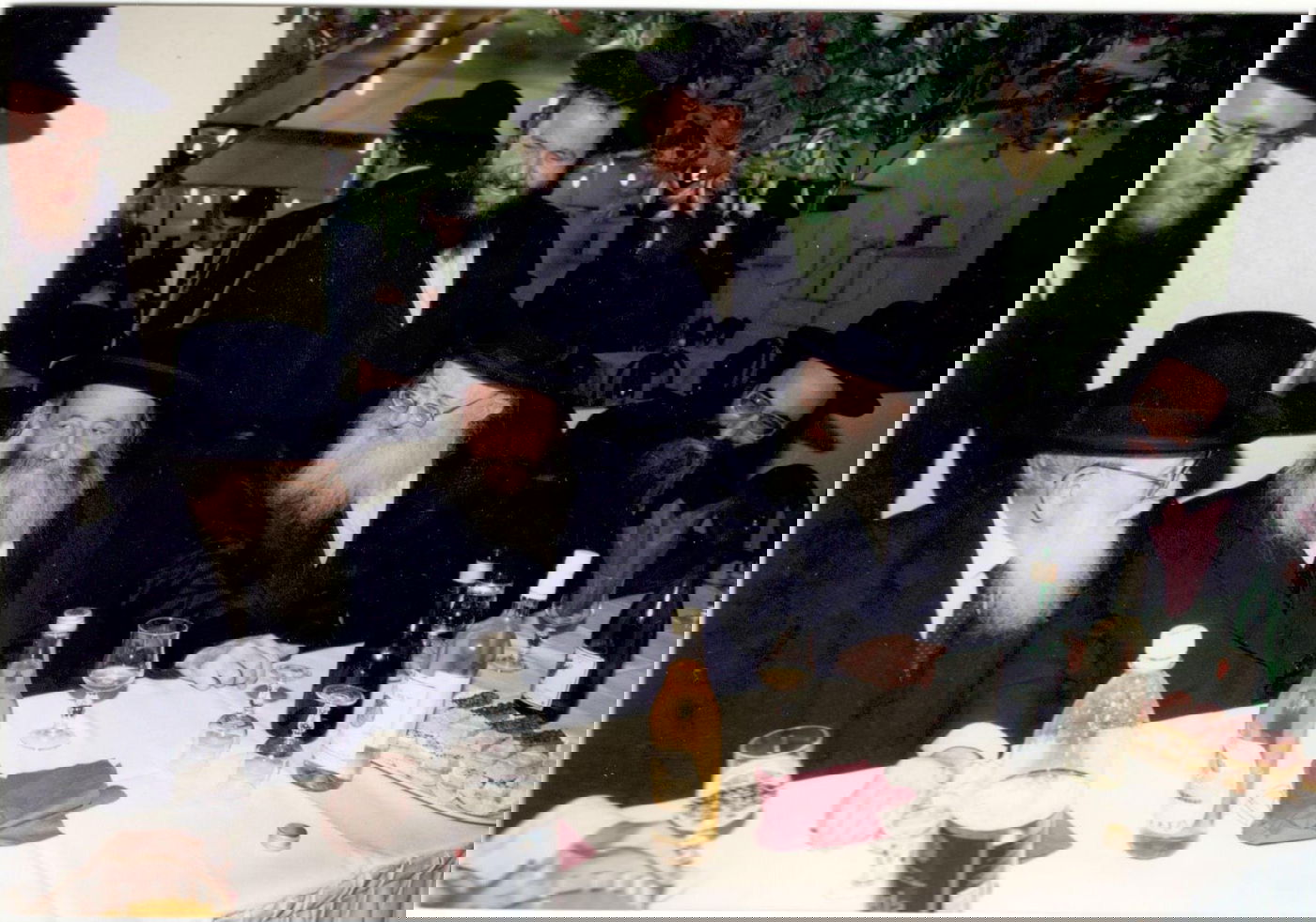 נוסטלגיה: האדמו"ר מפינסק קארלין זצ"ל