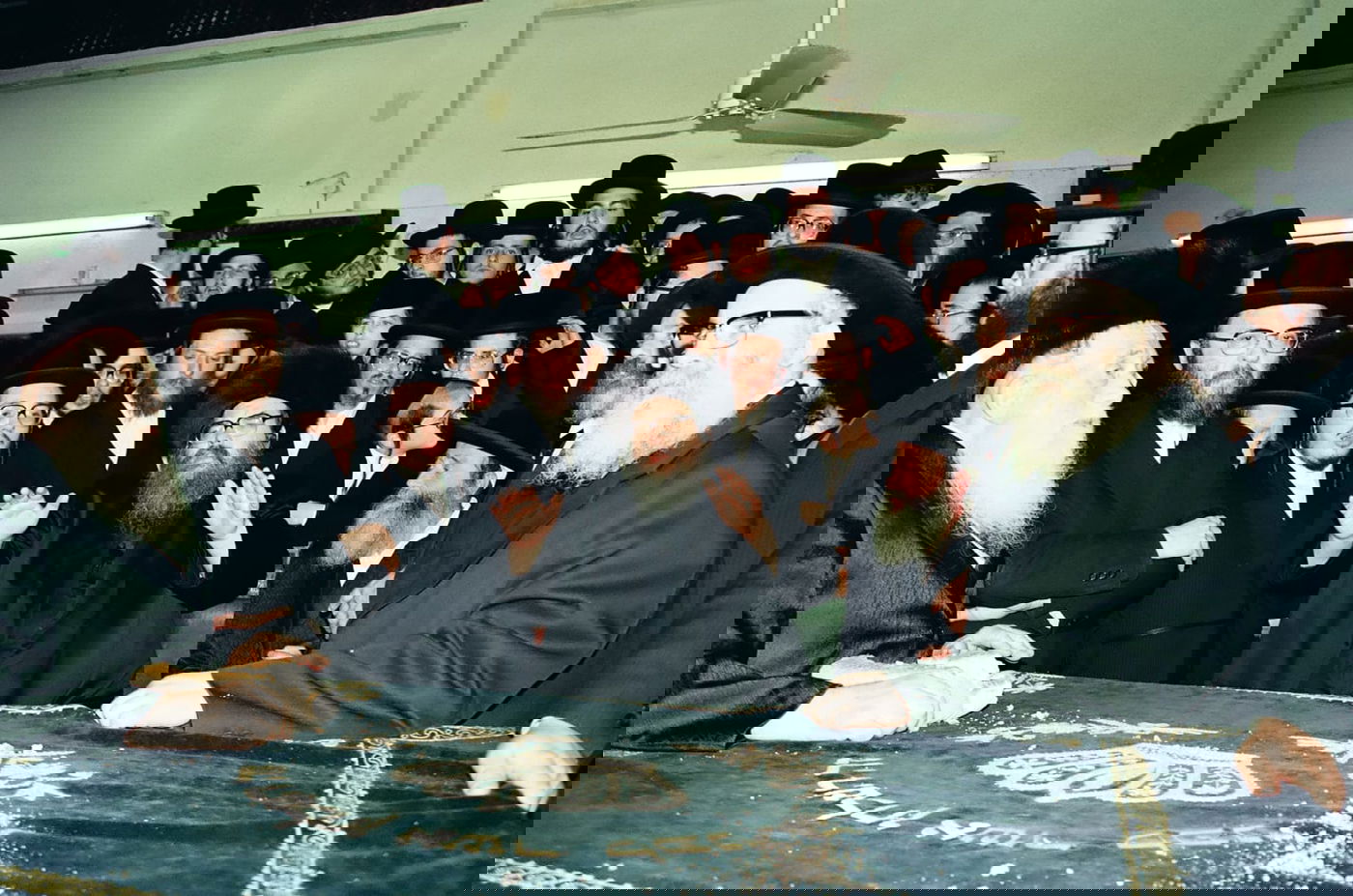 נוסטלגיה: האדמו"ר מפינסק קארלין זצ"ל