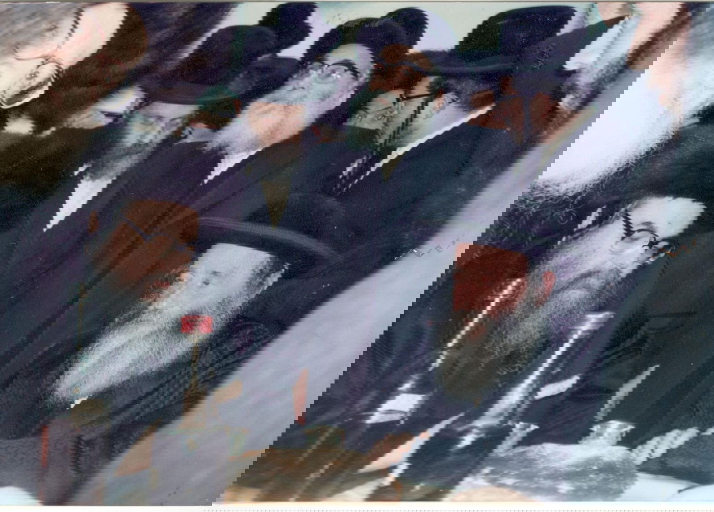 נוסטלגיה: האדמו"ר מפינסק קארלין זצ"ל