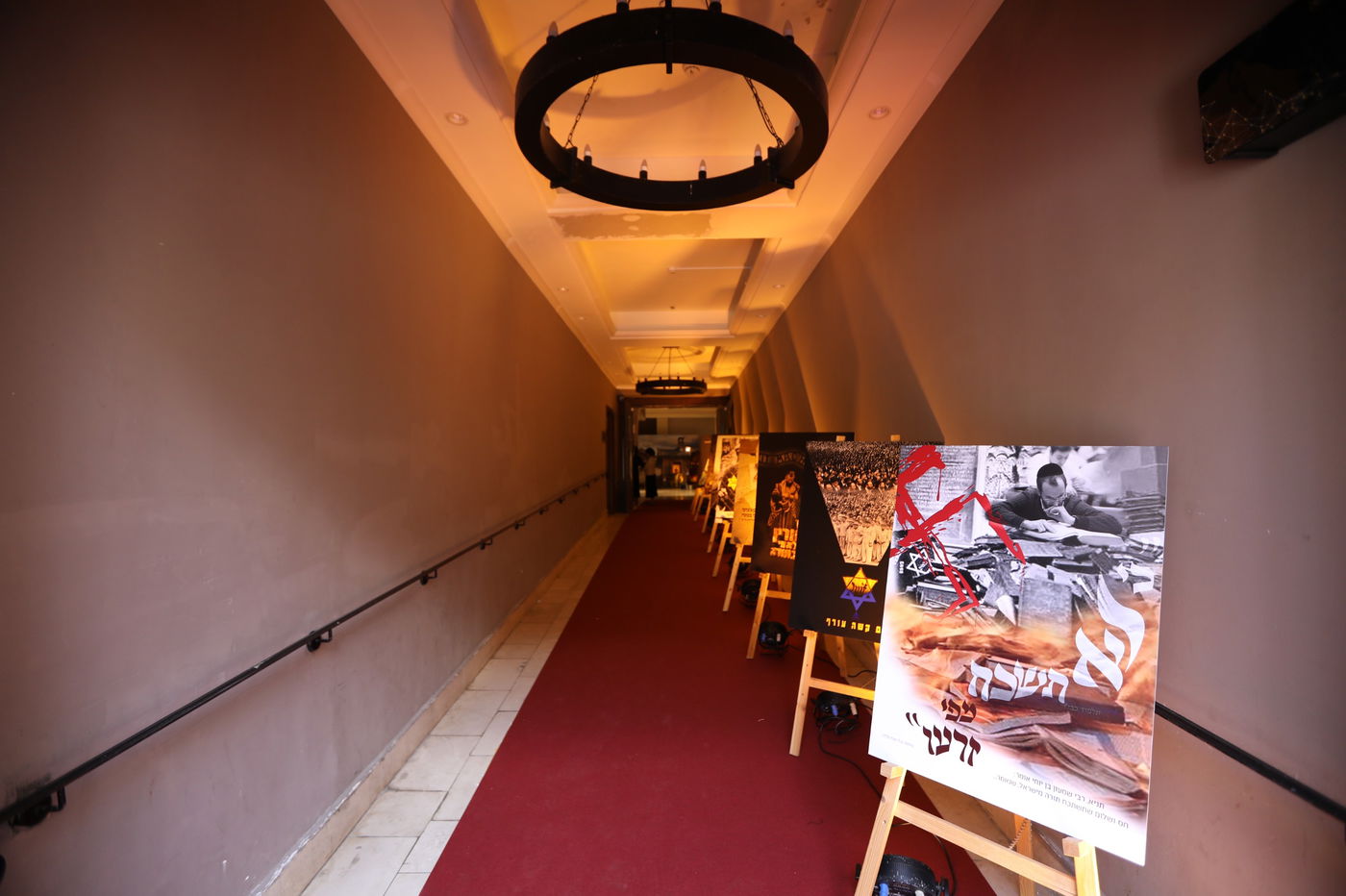 שגריר אירופה ב'גנזך קידוש השם': "חובה קדושה לא לשכוח"