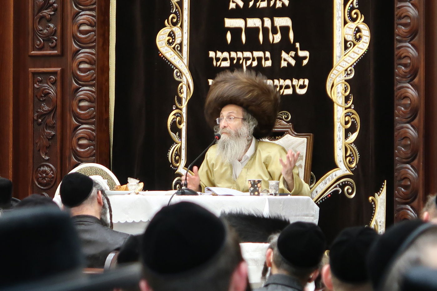 הרה"צ רבי אלימלך בידרמן בפתיחת הזמן