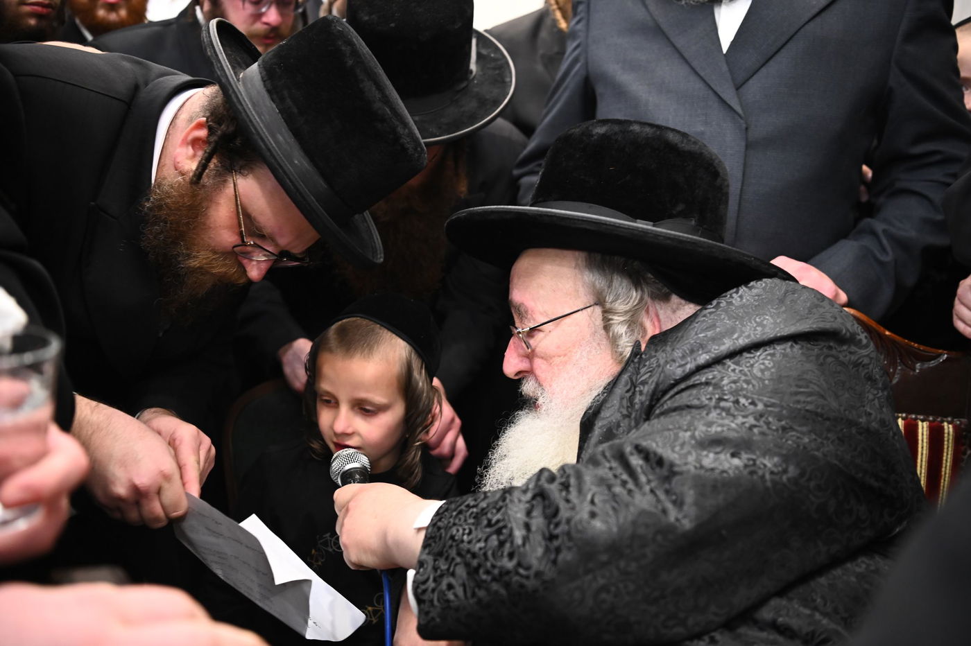 מסע הלוויית בת האדמו"ר מספינקא