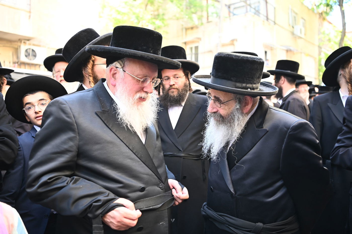 מסע הלוויית בת האדמו"ר מספינקא