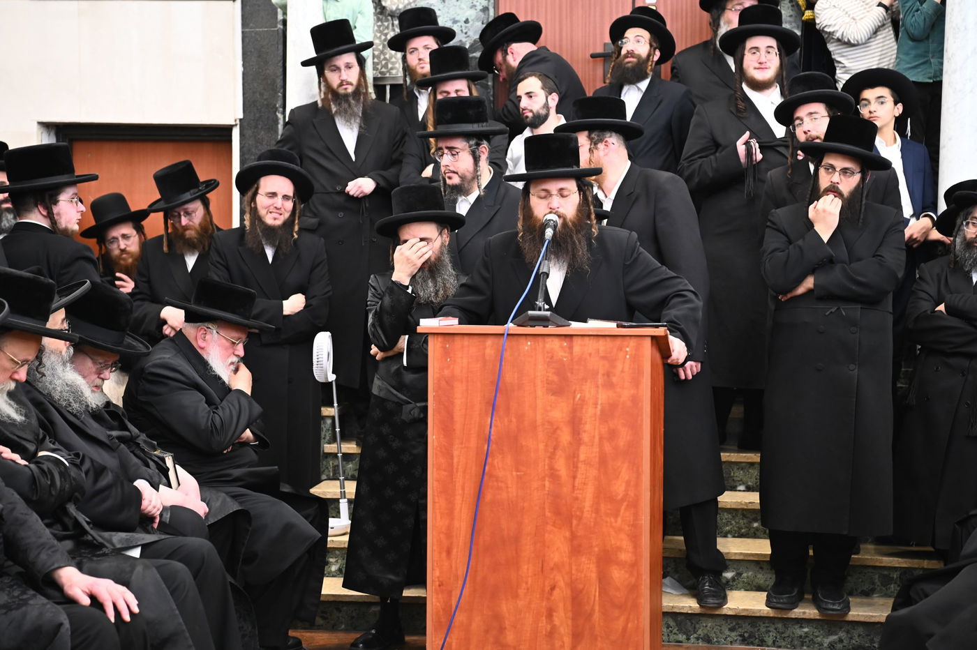 מסע הלוויית בת האדמו"ר מספינקא