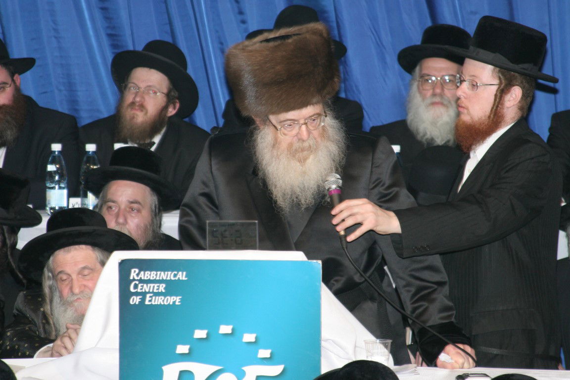 שוקי לרר מגיש: גלריית ענק מחיי האדמו"ר מביאלה זצ"ל