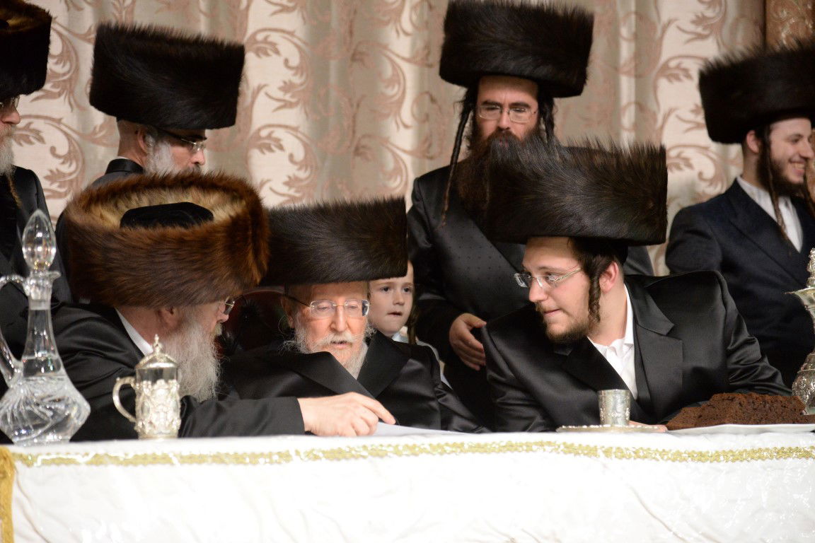 שוקי לרר מגיש: גלריית ענק מחיי האדמו"ר מביאלה זצ"ל