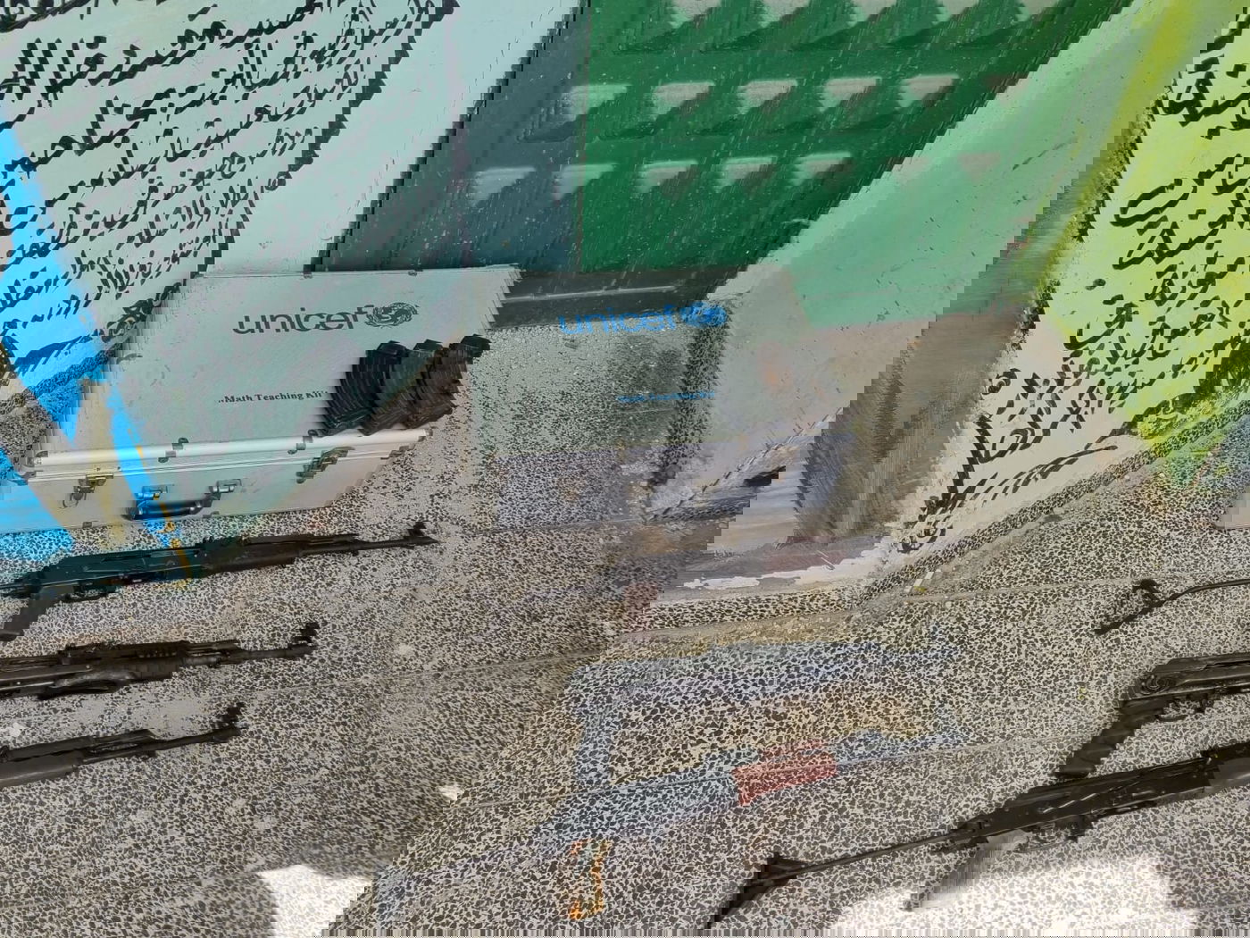 חלק מאמצעי הלחימה שאותרו בבית ספר במרחב זייתון