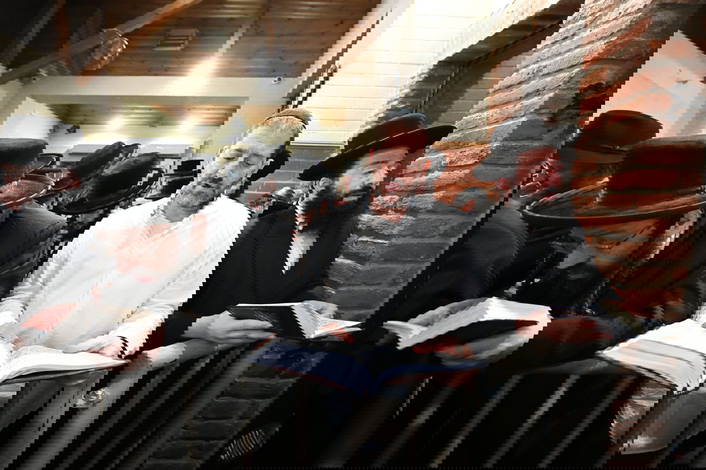 הילולא קדישא בקראסטיר