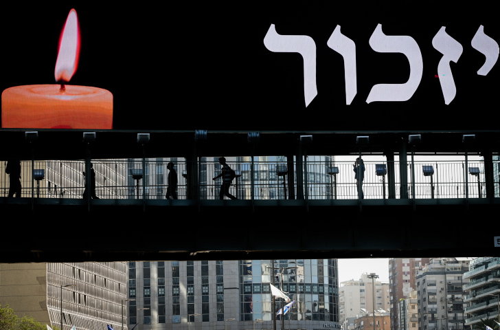 מתפללים וזוכרים • גולשי "כיכר השבת" קוראים פרקי תהילים למען הנופלים הי"ד