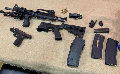 ירושלים: שוטרים חשפו נשק מסוג M16, אקדח ותחמושת