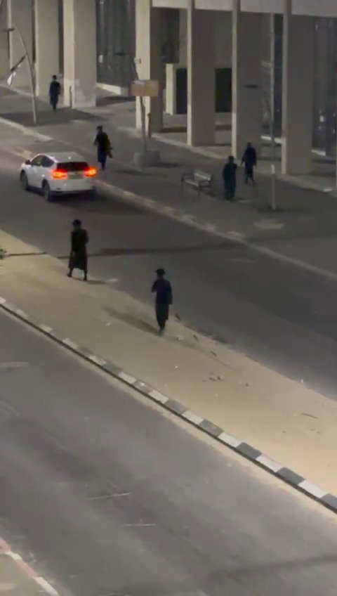 עימותים בין קהילות הקנאים לתושבים החרדים | שדרות האמוראים רמת בית שמש ד' 3, השבוע