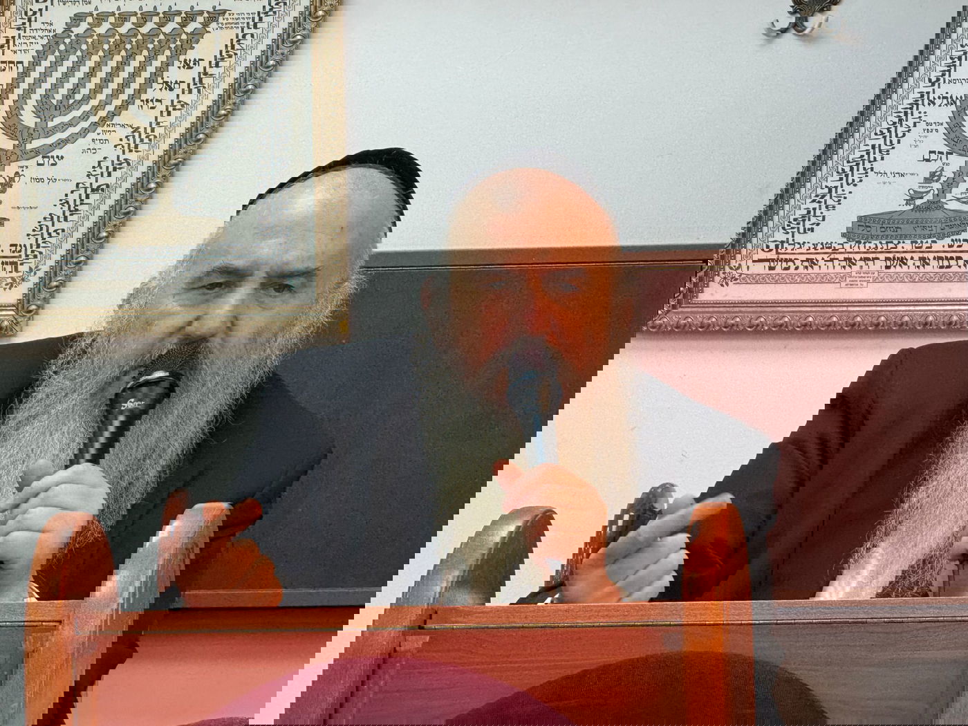 הגר"מ נידאם במסירת שיעור ביום העצמאות