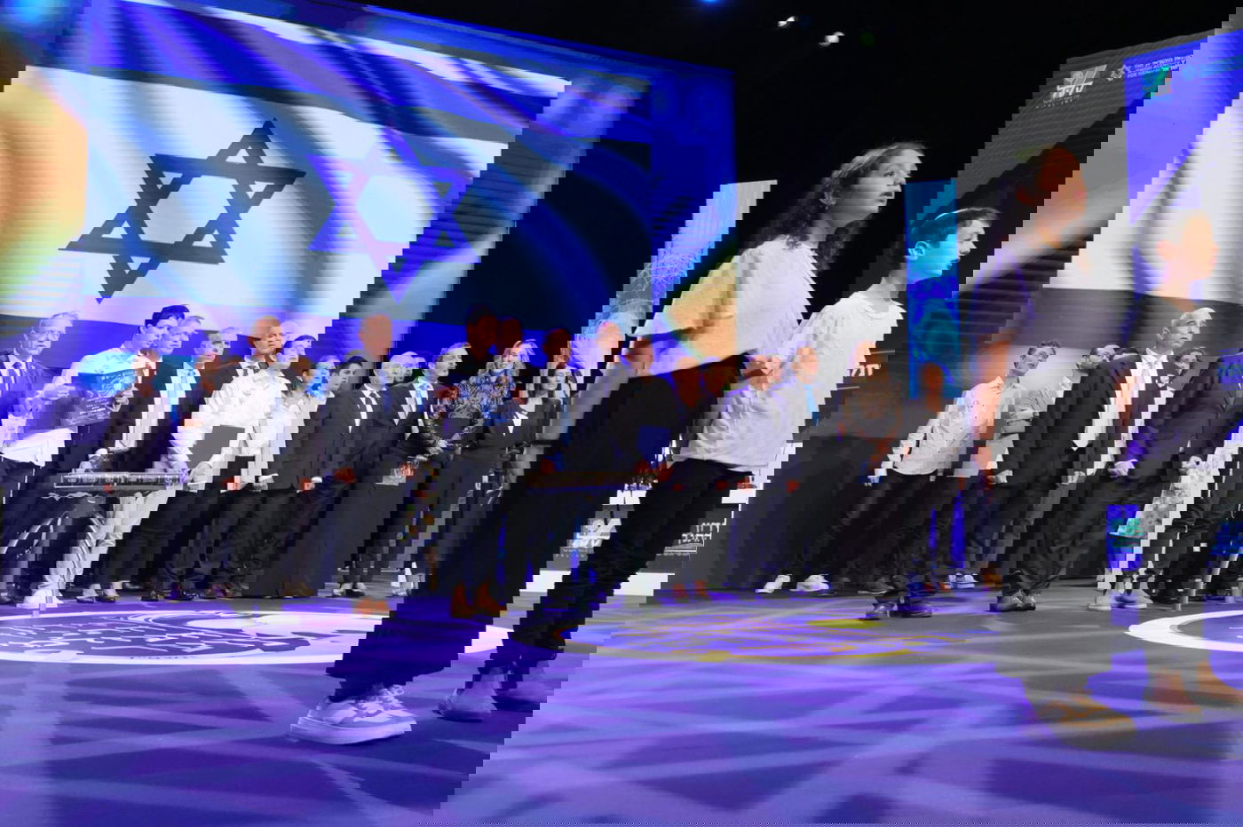 שני זוכים בחידון התנ"ך: אביתר מרדכי בר גיל מירושלים ודוד שאשא מפתח תקווה