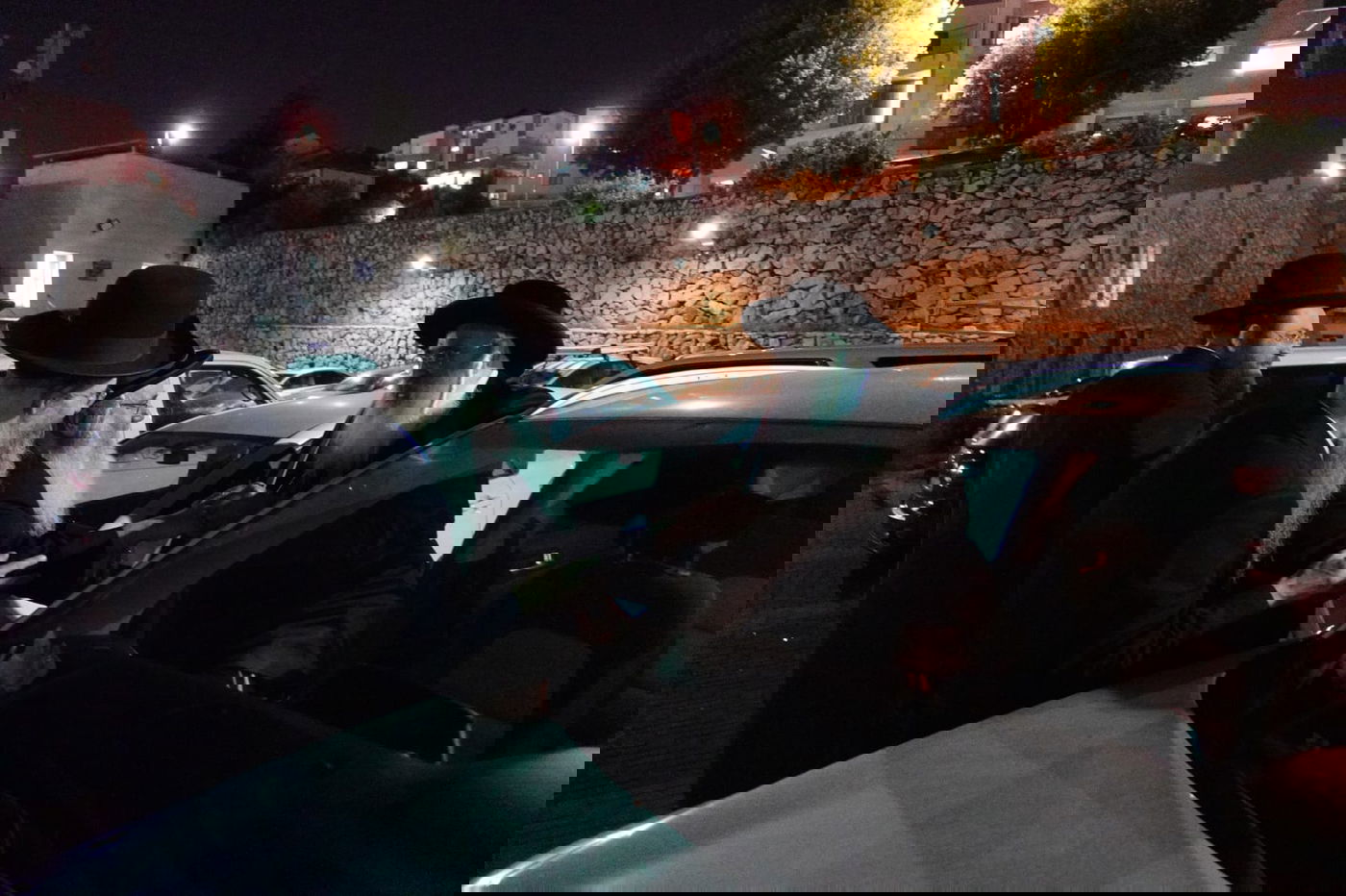 האדמו"ר מדושנסקיא נואם בחצה"ק באיאן