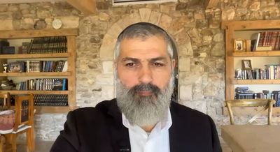 צבי יחזקאלי בפינה על פרשת אמור • צפו