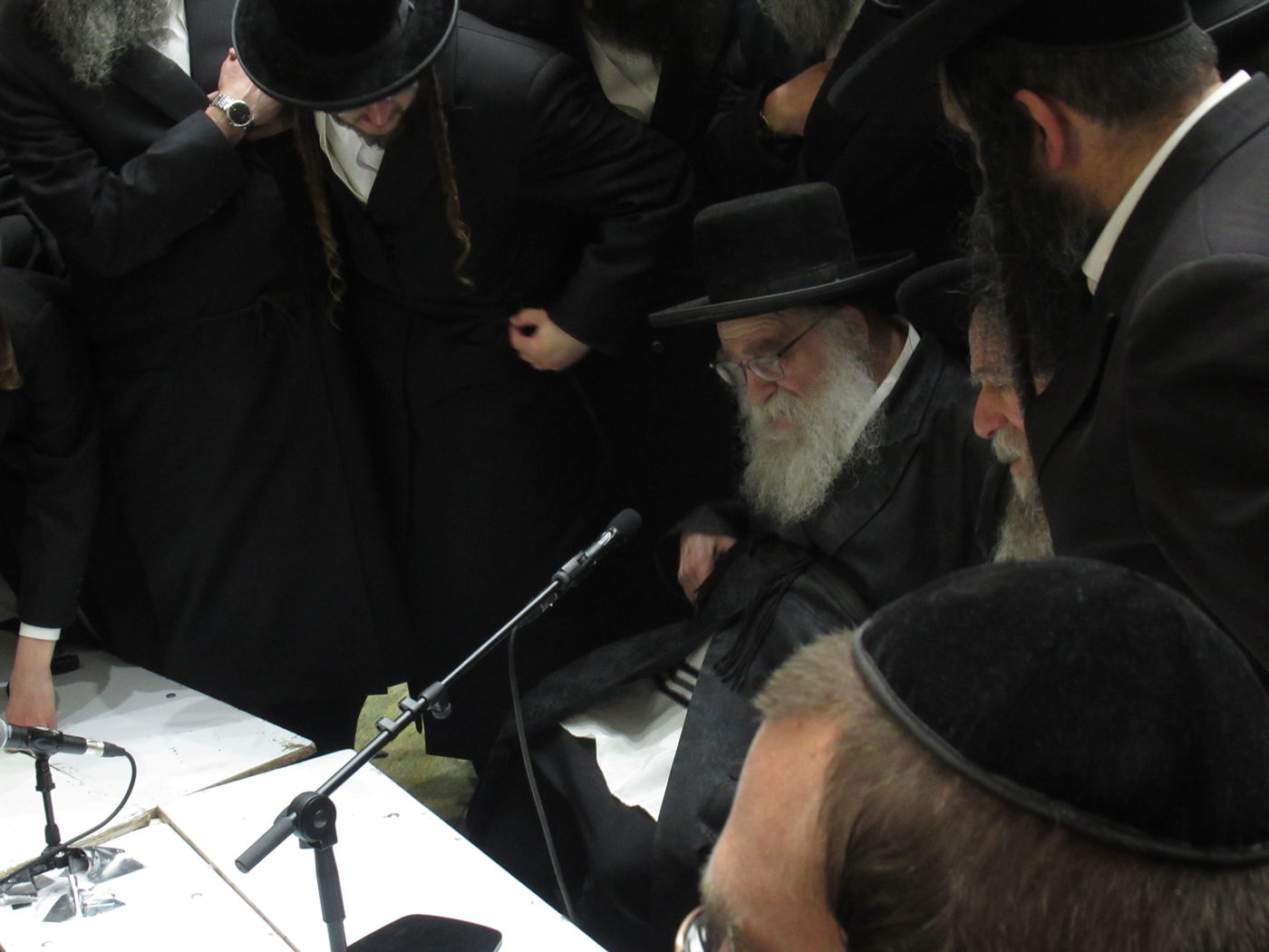 ניחום אבלים בביאלה 