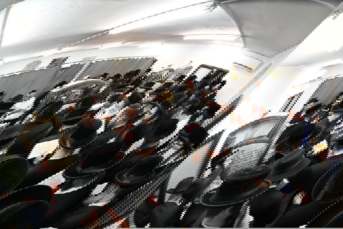 תפילות רבים בספינקא