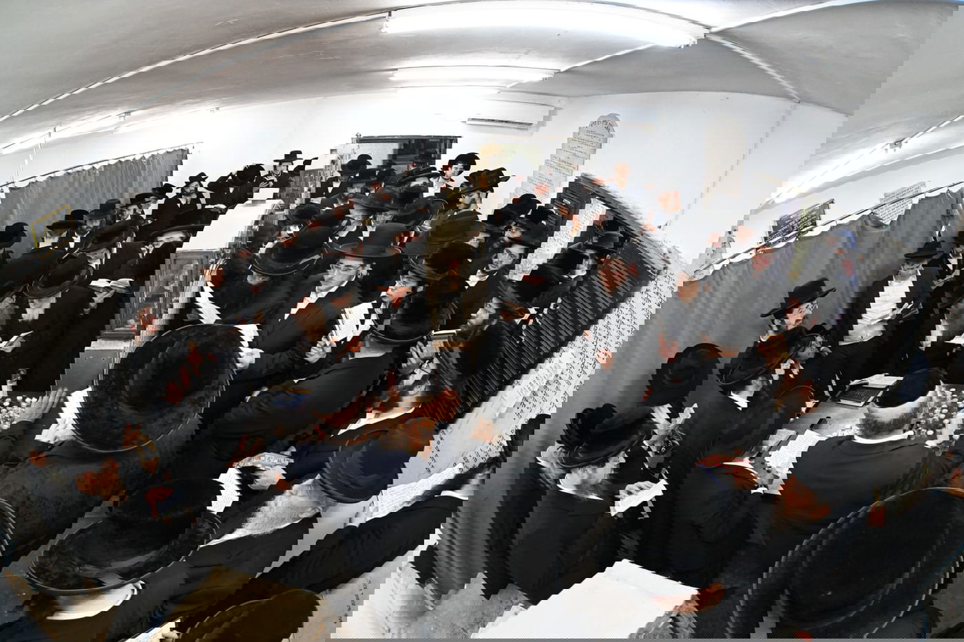 תפילות רבים בספינקא