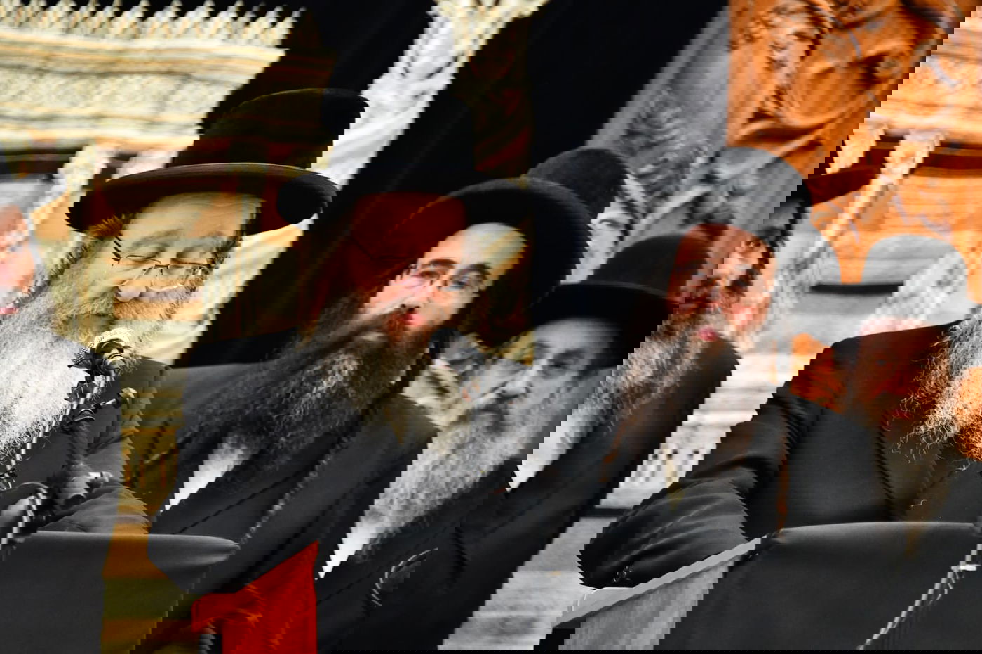 האדמו"ר מביאלה שליט"א בנאומו לפני החסידים הבוקר