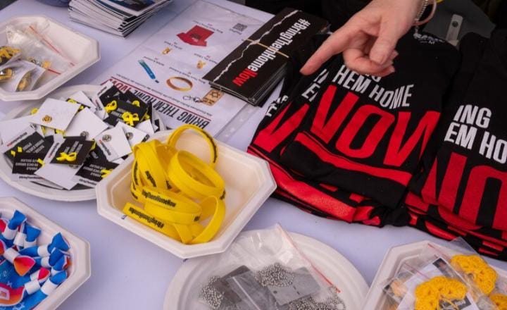 גרמניה: כיכר 'בבא פלאץ' שונה לשבועיים ל'כיכר החטופים'