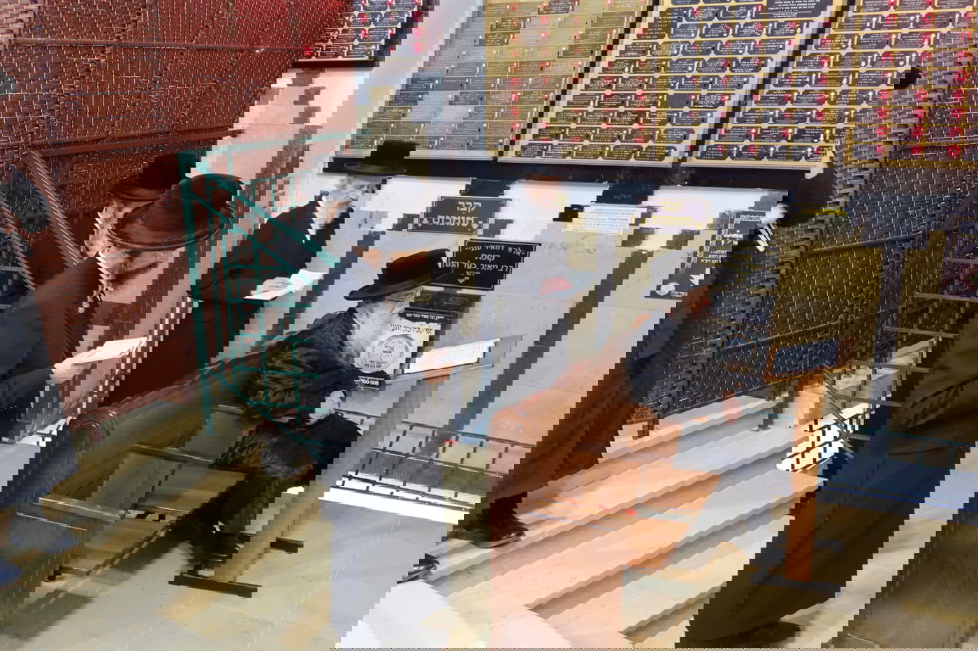 האדמו"ר מדארג בציון רמבעה"נ בטבריה