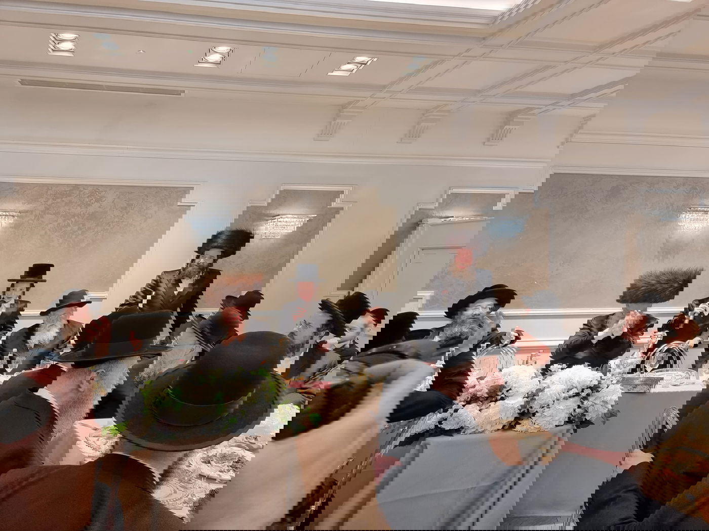 בר מצווה לנכד האדמו"ר מביאלא לונדון