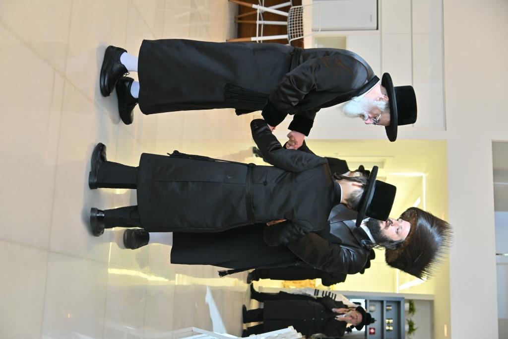 האדמו"ר מויזניץ בביקור באשדוד