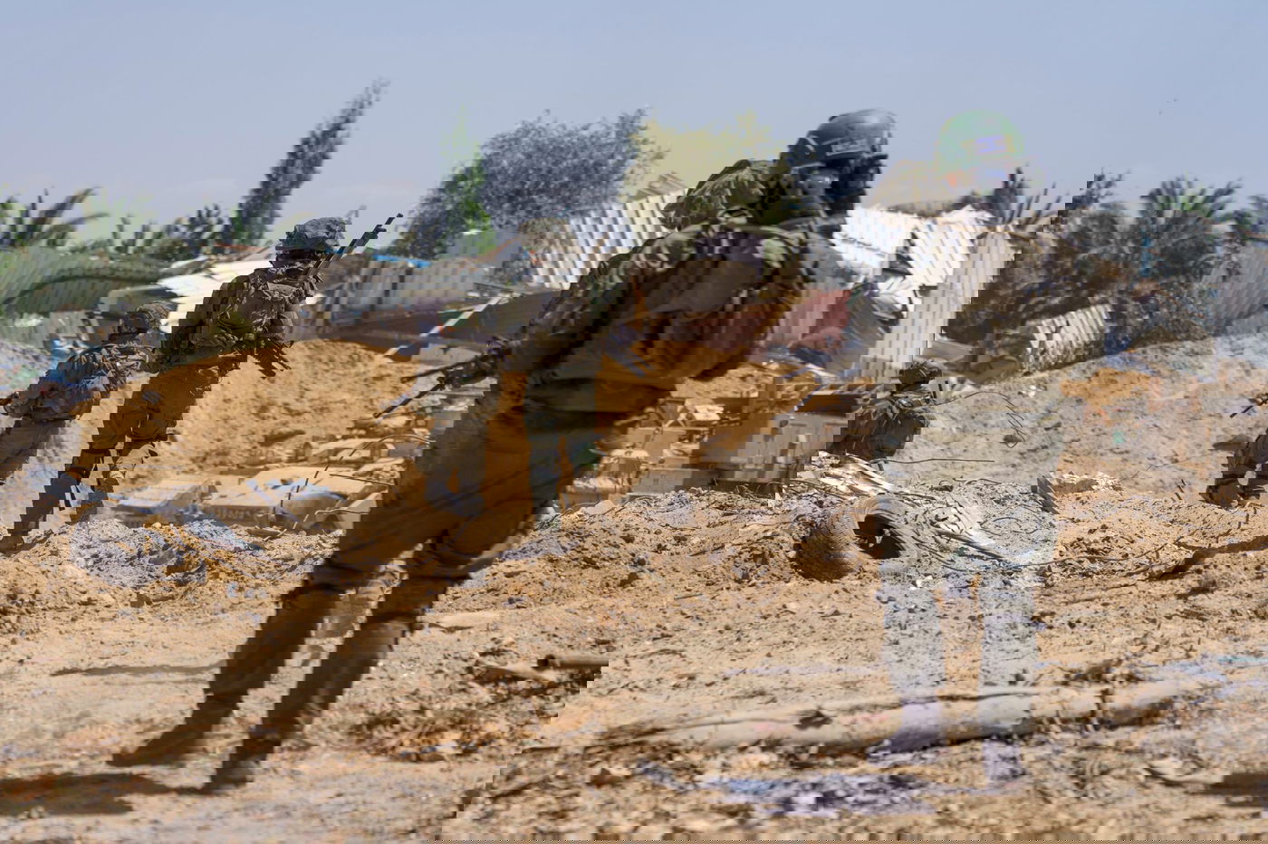 אללה אכבר וטילים: זה מה שחשפו הכוחות במסגד ג'באליה