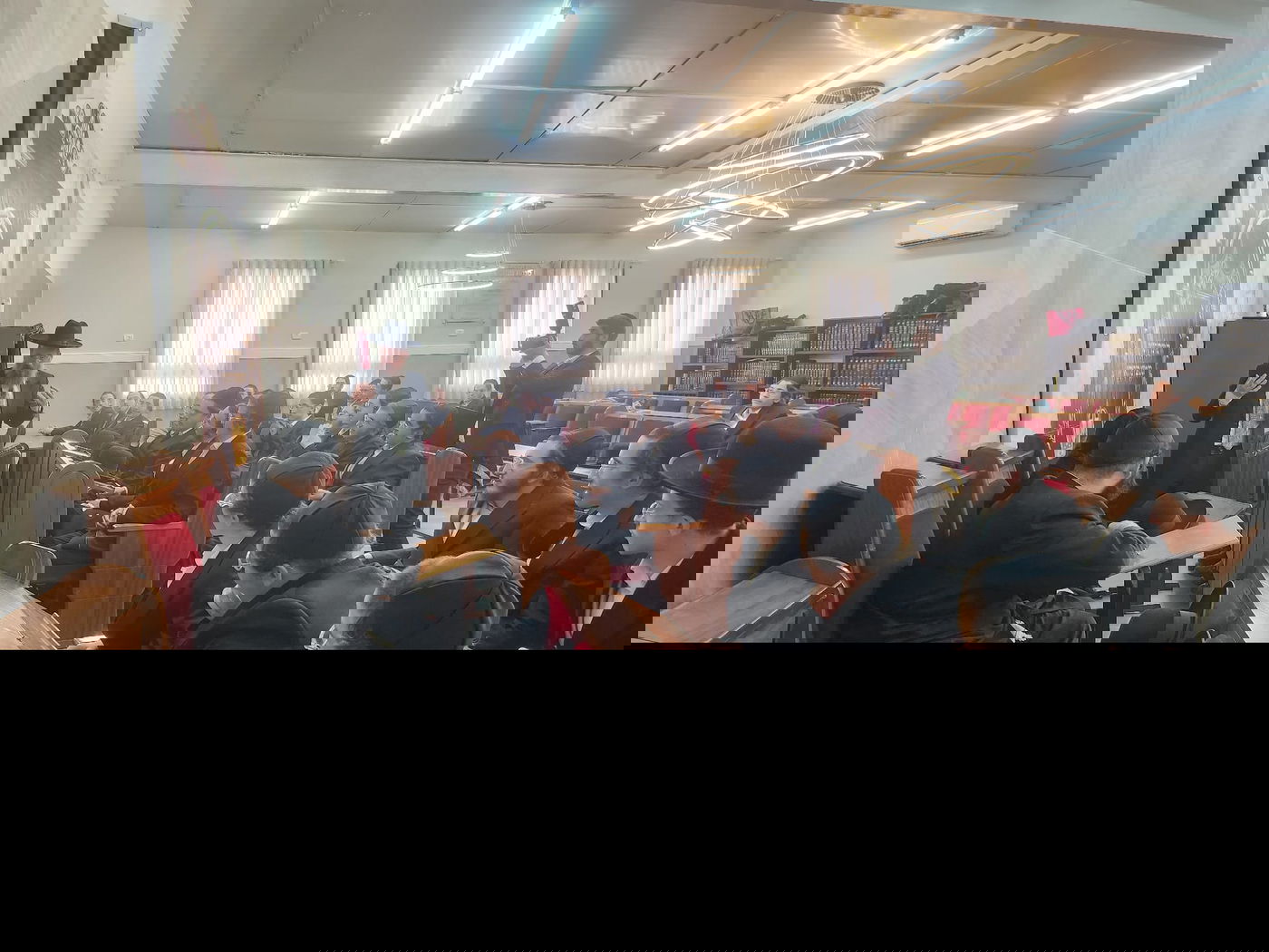 תלמידי ישיבת 'מאור ישראל' אצל הגר"ח כהן