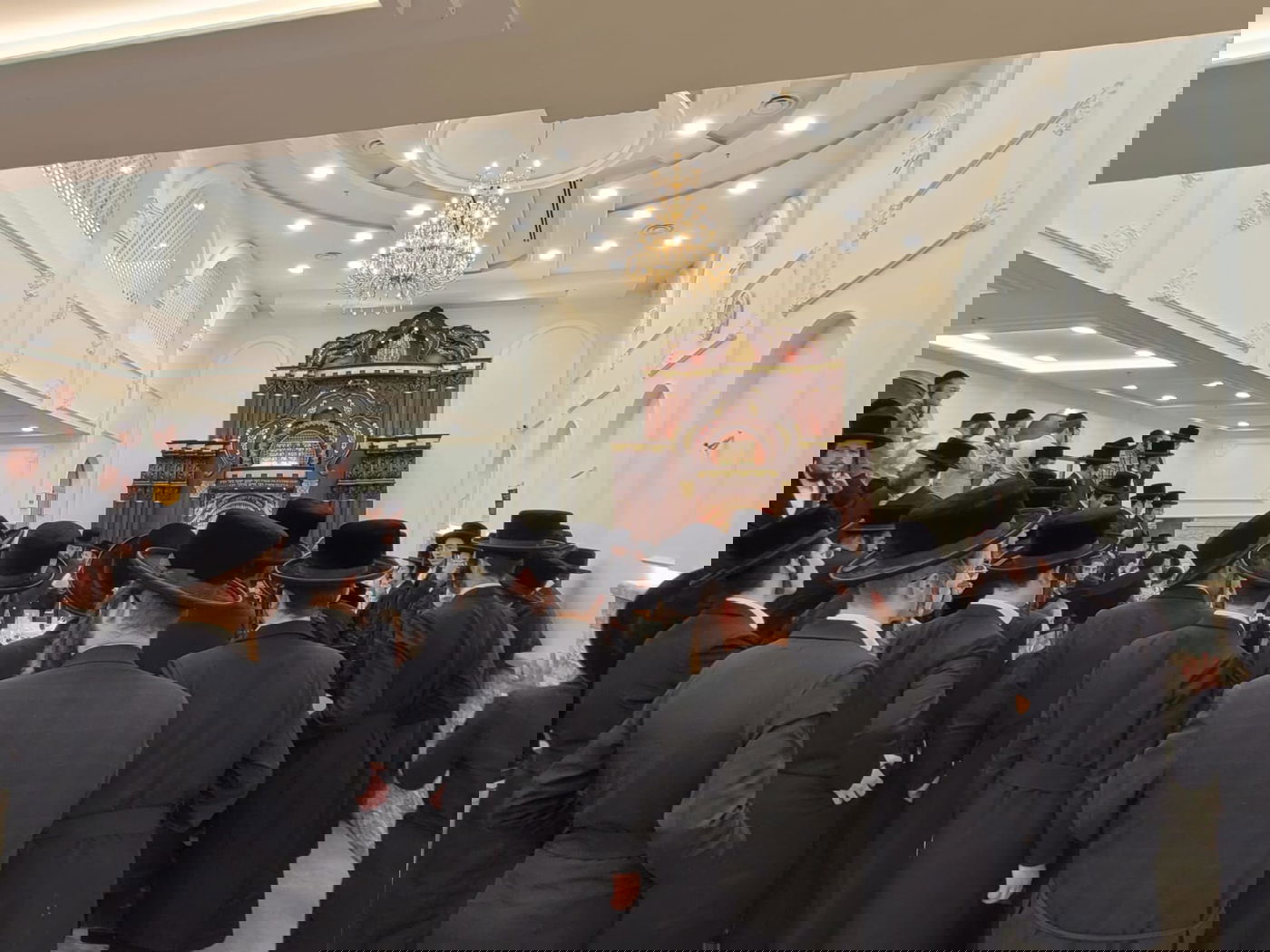 פסח שני בחצה"ק נדבורנה אלעד