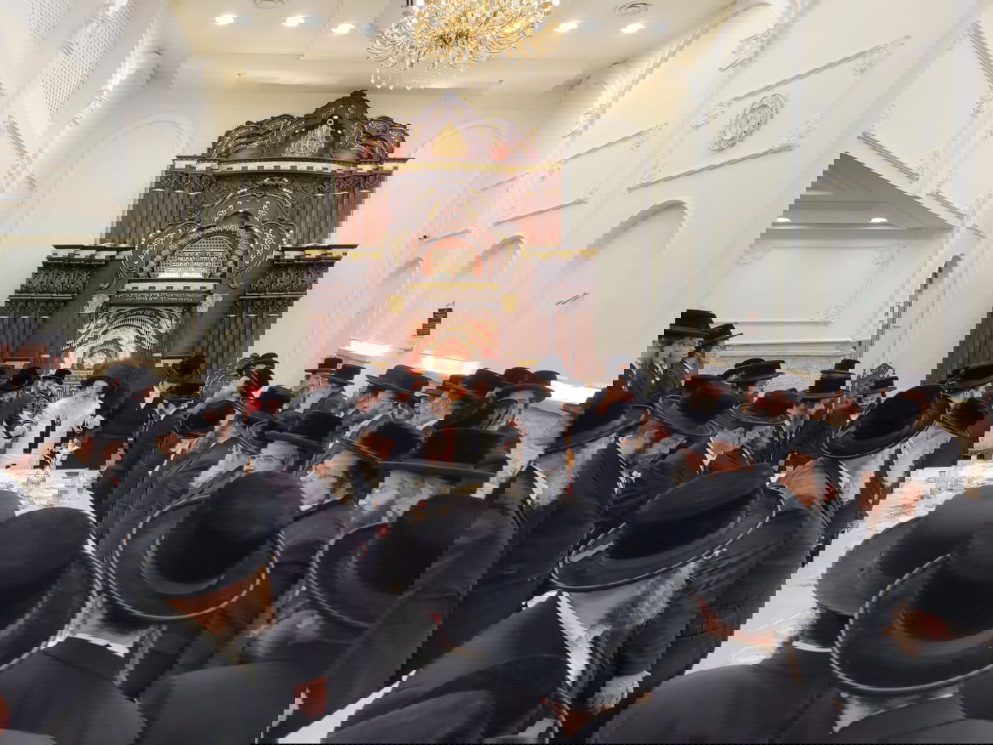 פסח שני בחצה"ק נדבורנה אלעד