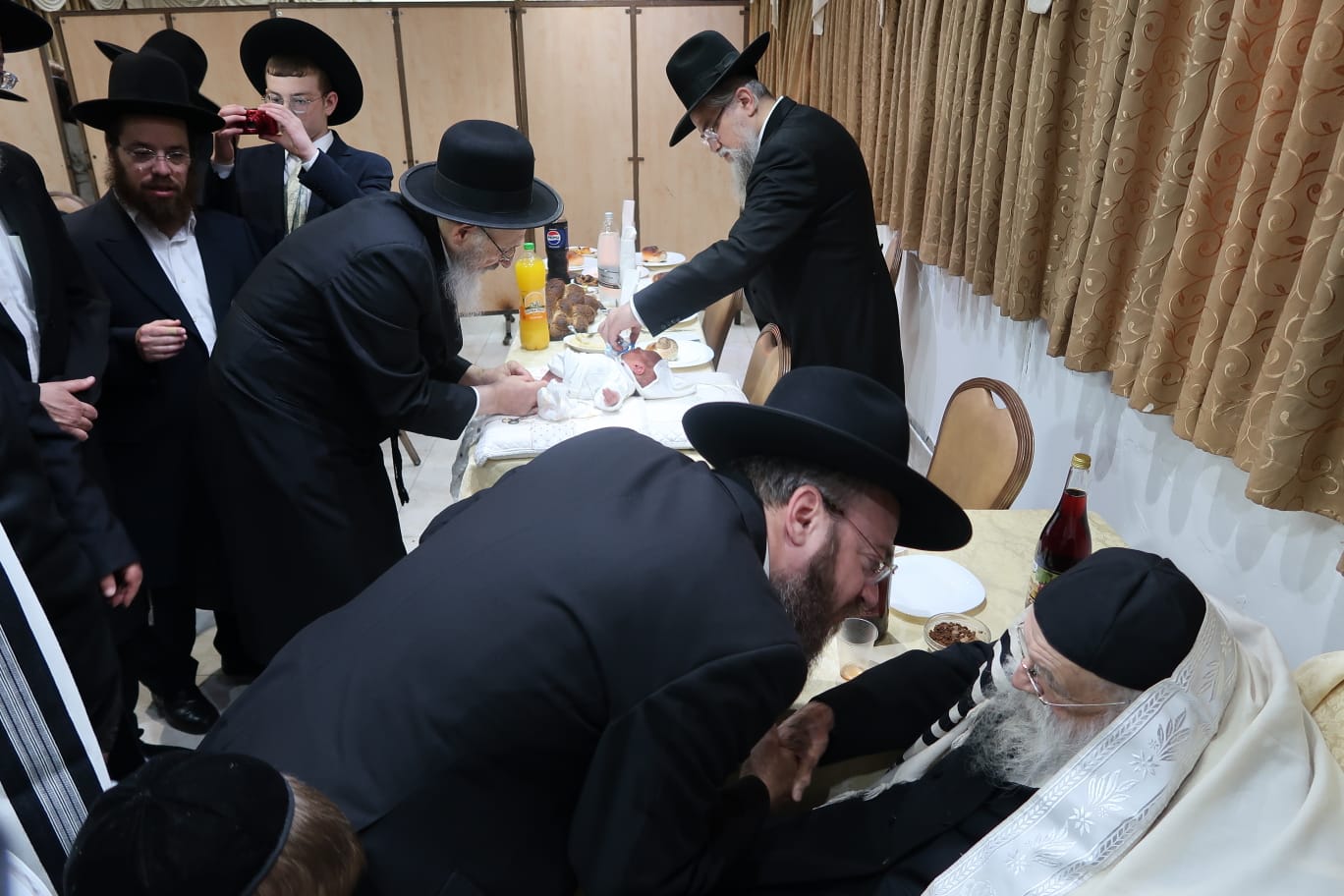 שמחת הברית לנכד הגר"י מרמרוש