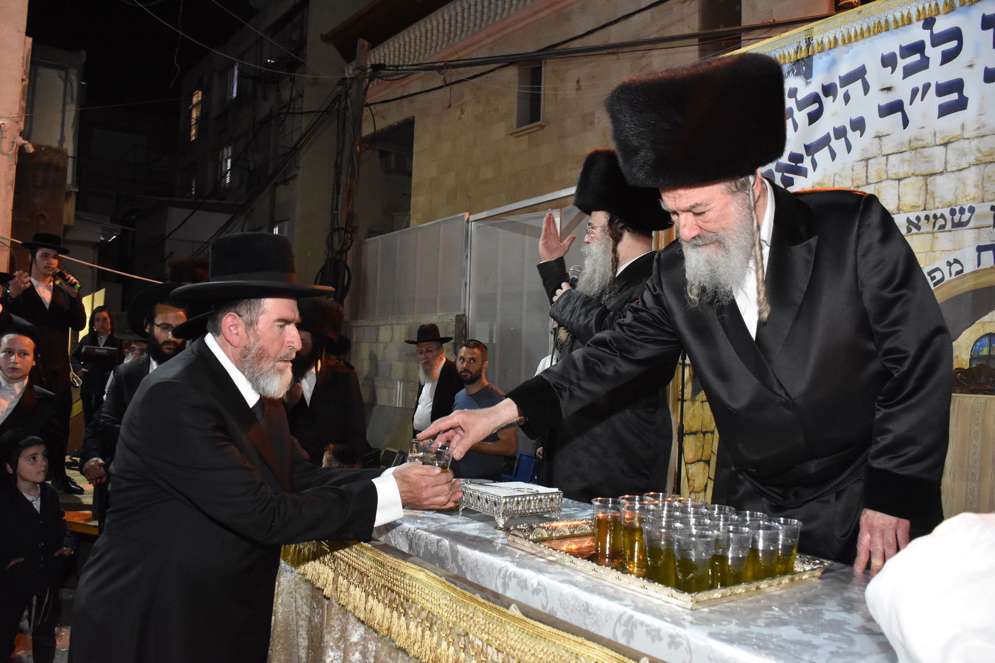 ל"ג בעומר בחצה"ק אשלג