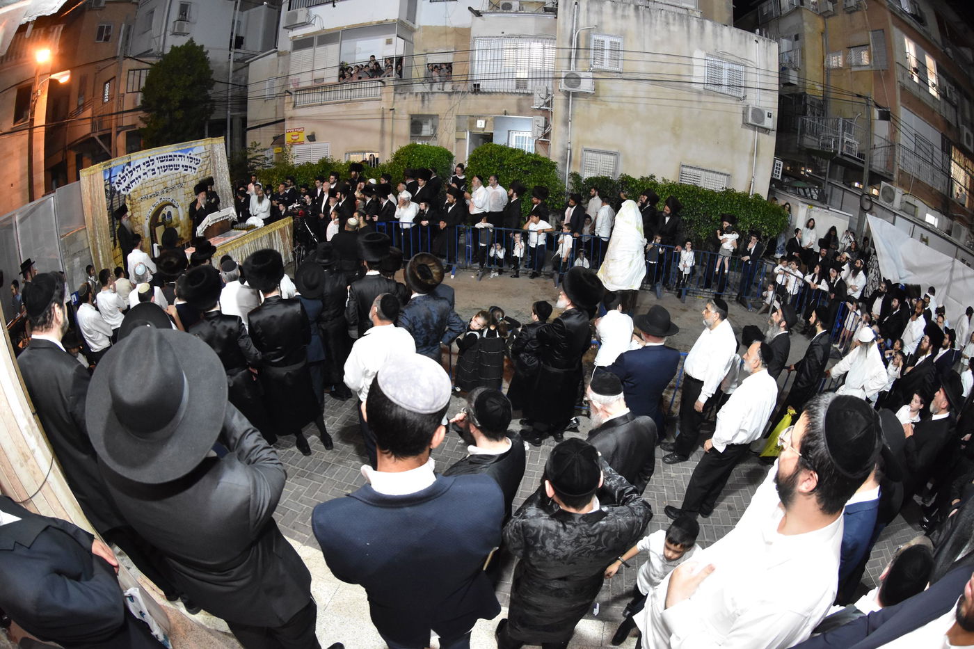 ל"ג בעומר בחצה"ק אשלג