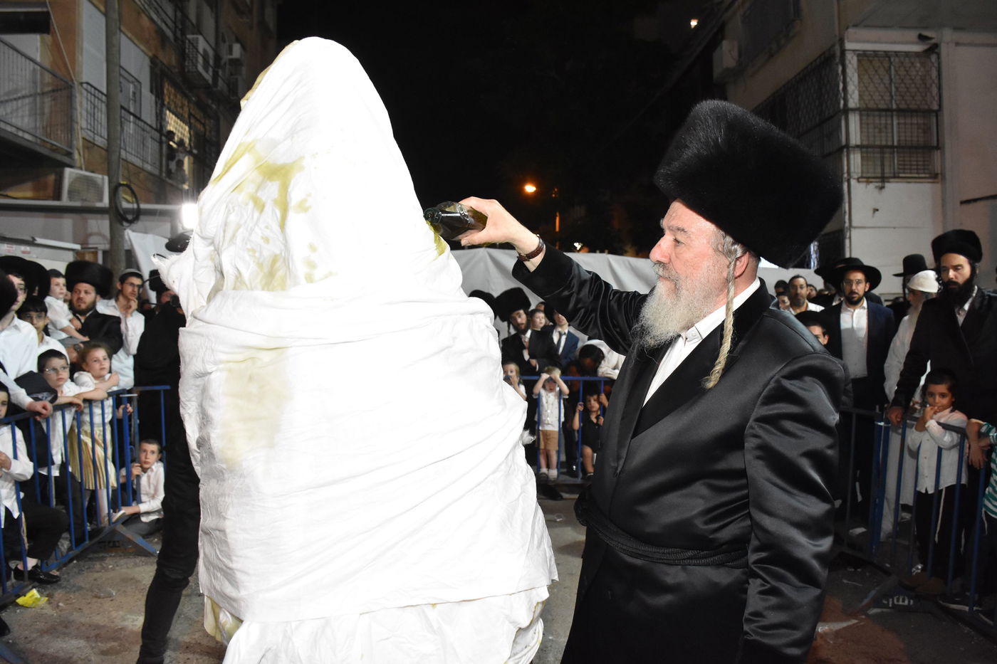 ל"ג בעומר בחצה"ק אשלג