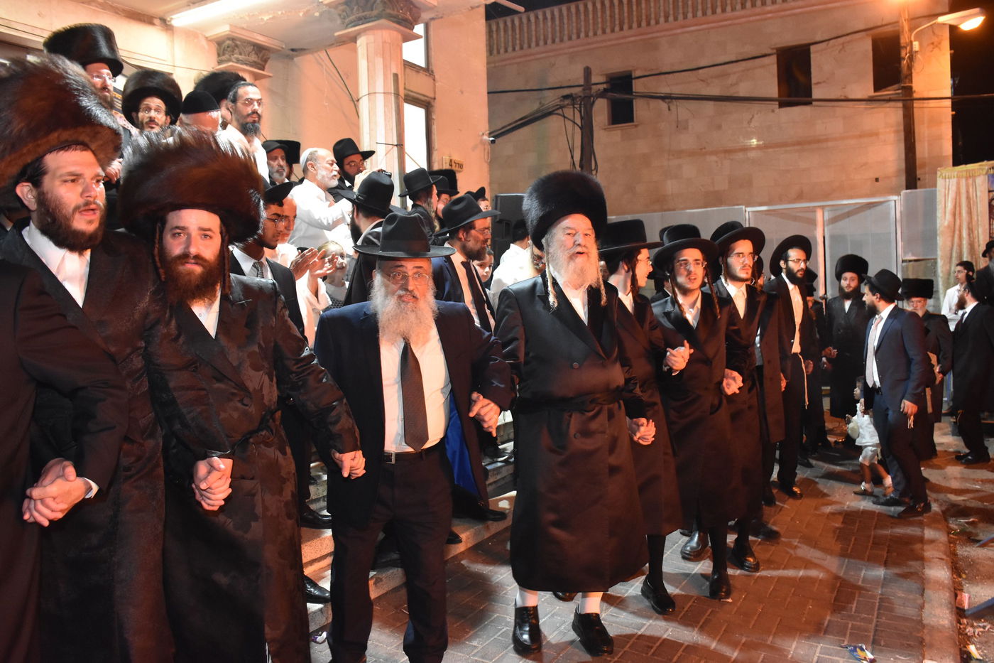 ל"ג בעומר בחצה"ק אשלג