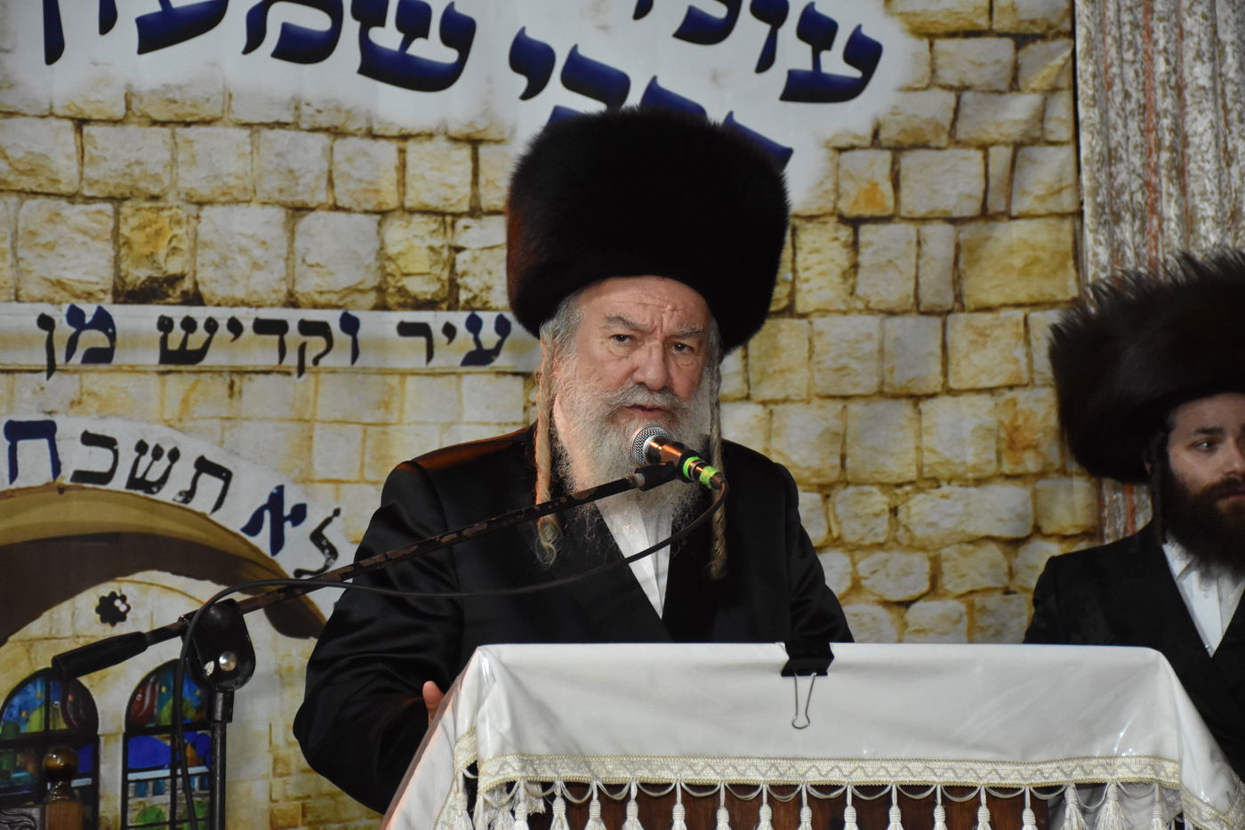 ל"ג בעומר בחצה"ק אשלג