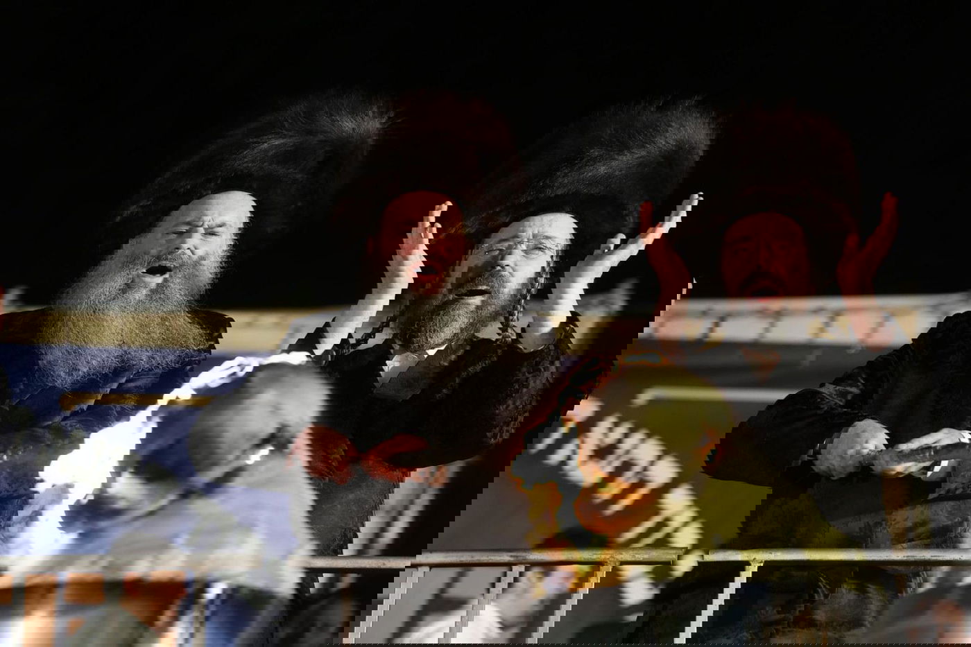 רבבות חוגגים ב'חצר ההילולא' בשמעון הצדיק