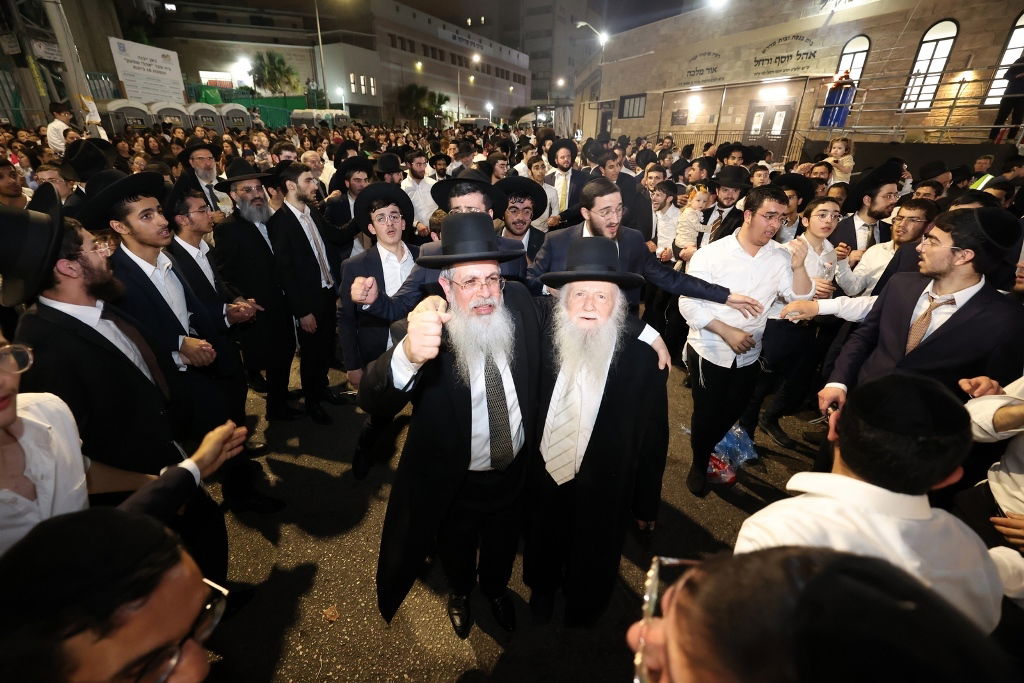 ההדלקה המרכזי בשכונת 'רמת אהרן' בב"ב